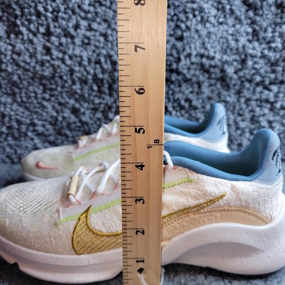 Nike SUN CLUB SAIL White Gold SuperRep Go3 Women Size 9 NWOT - Picture 12 of 12